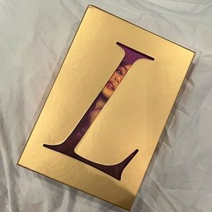 LISA FIRST SINGLE ALBUM (gold ver)